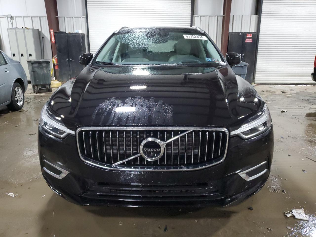 2019 Volvo XC60 - Image 5