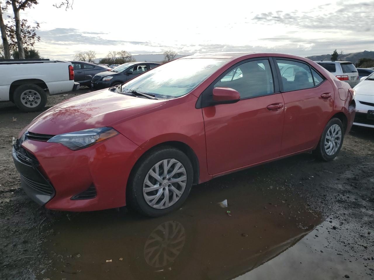 VIN 5YFBURHE7HP636353 2017 TOYOTA COROLLA no.1