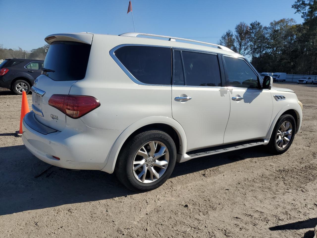 VIN JN8AZ2ND7D9730026 2013 INFINITI QX56 no.3