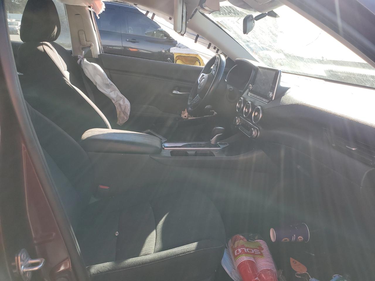 2022 Nissan Sentra - Image 7