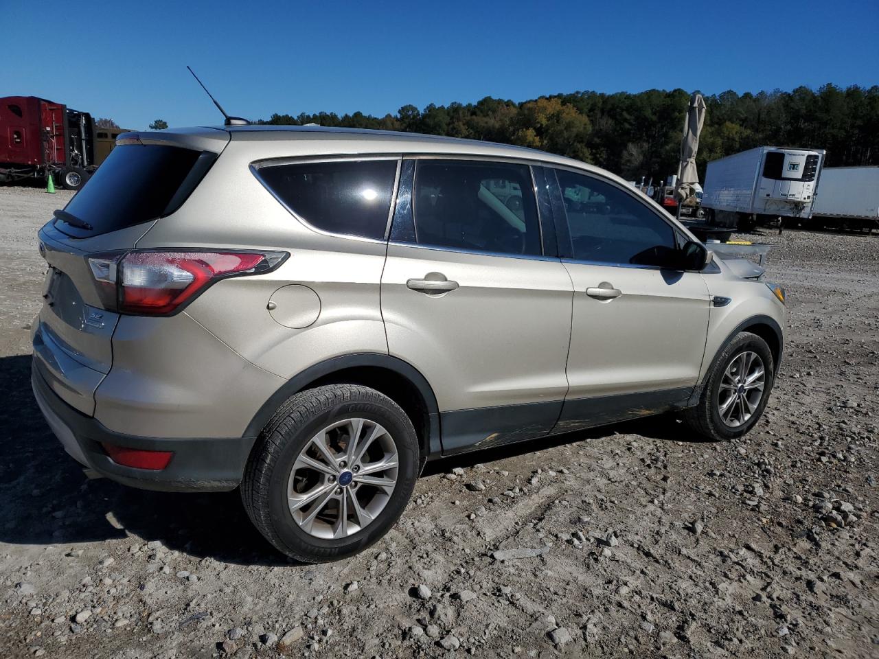 2017 Ford Escape - Image 3