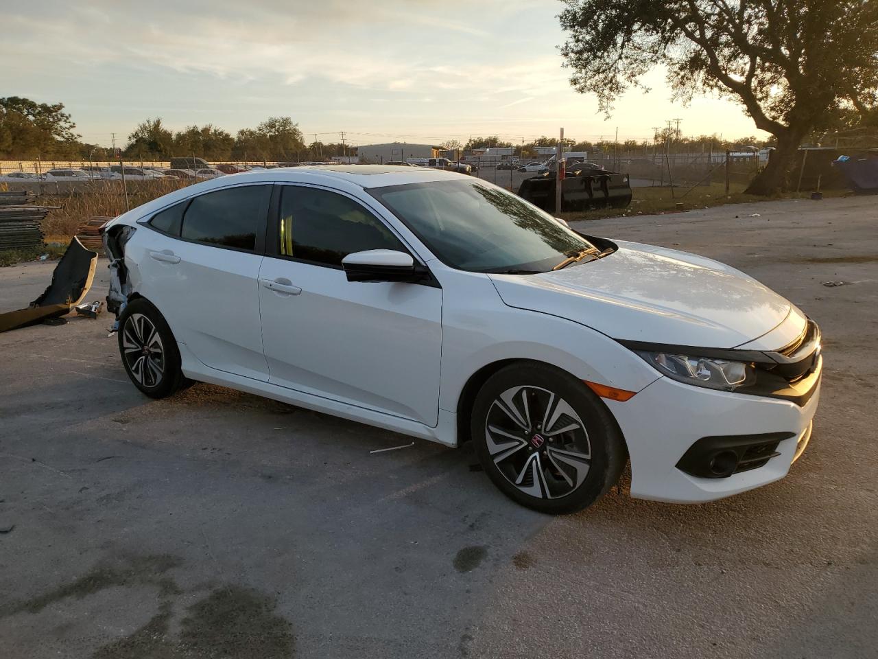 2018 Honda Civic - Image 4