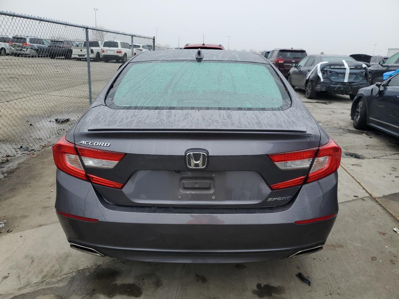 VIN 1HGCV1F32JA249631 2018 HONDA ACCORD no.6