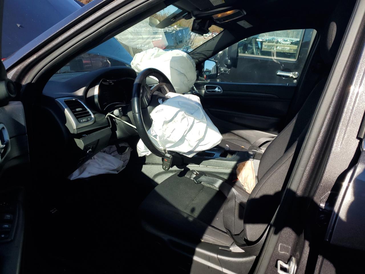 2019 Jeep Grand Cherokee - Image 7