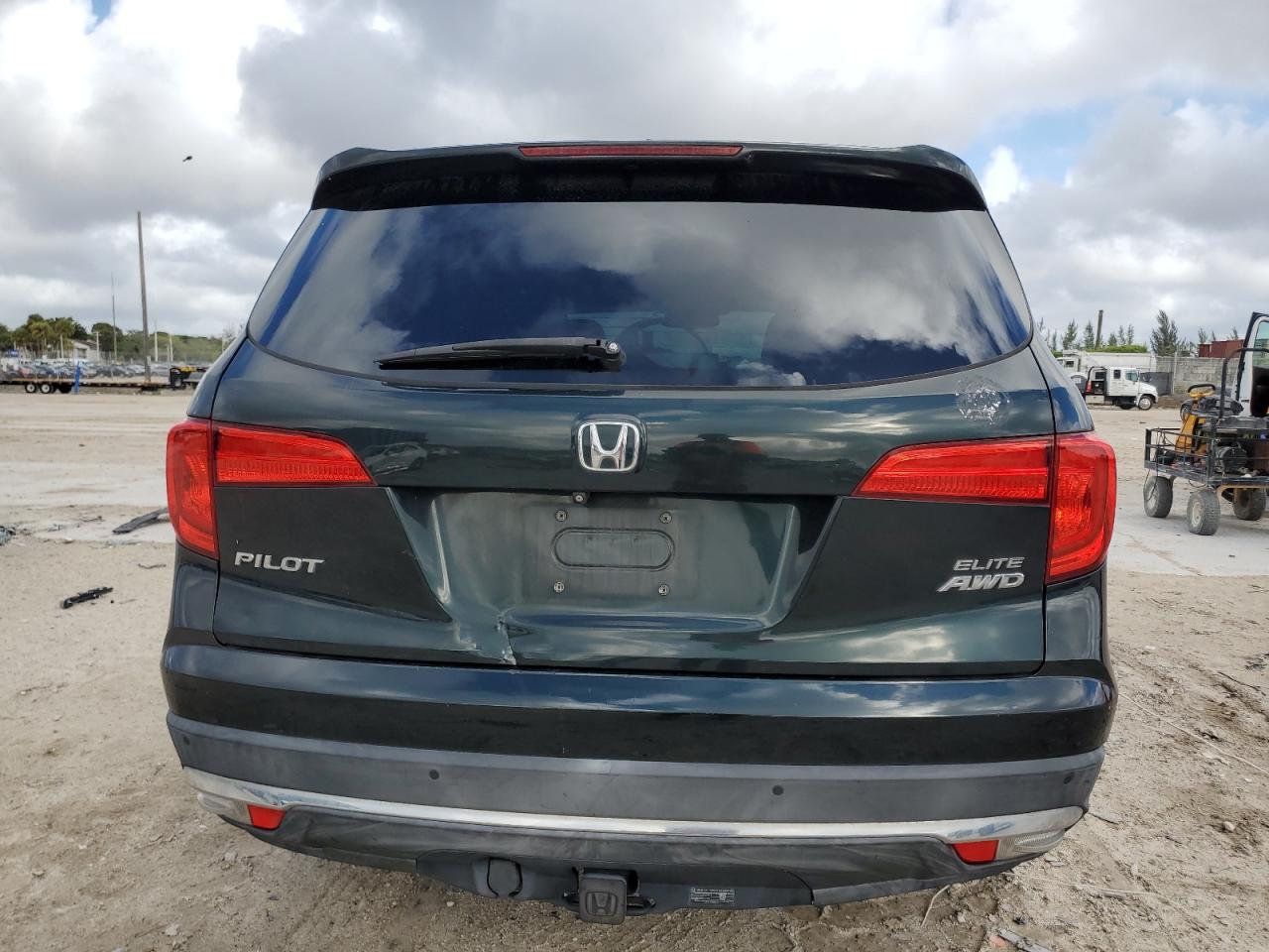 VIN 5FNYF6H07GB020671 2016 HONDA PILOT no.6