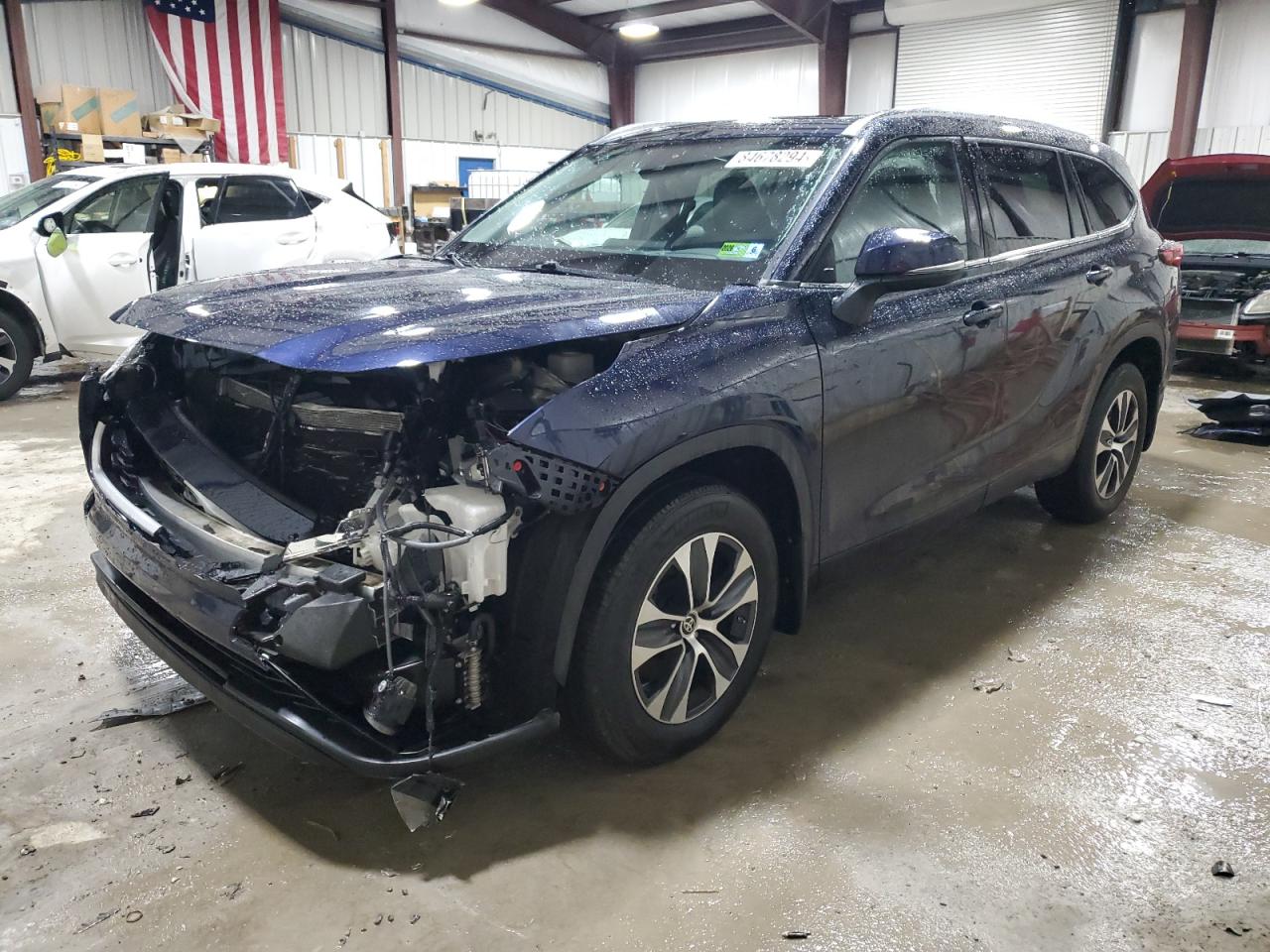 2021 Toyota Highlander - Image 1