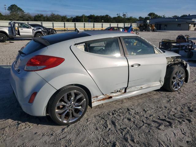 Coupet HYUNDAI VELOSTER 2015 Biały