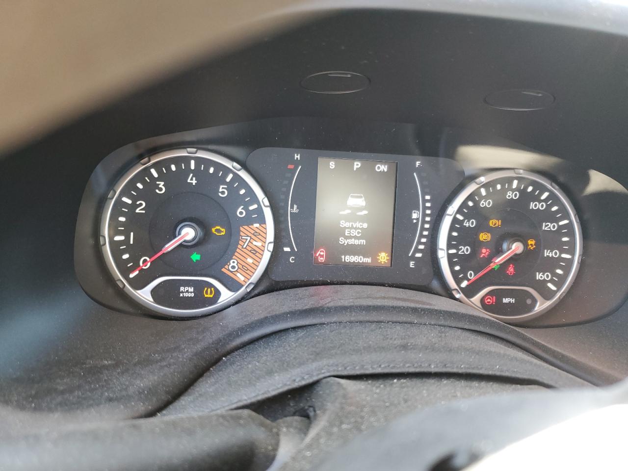 2020 Jeep Renegade - Image 9