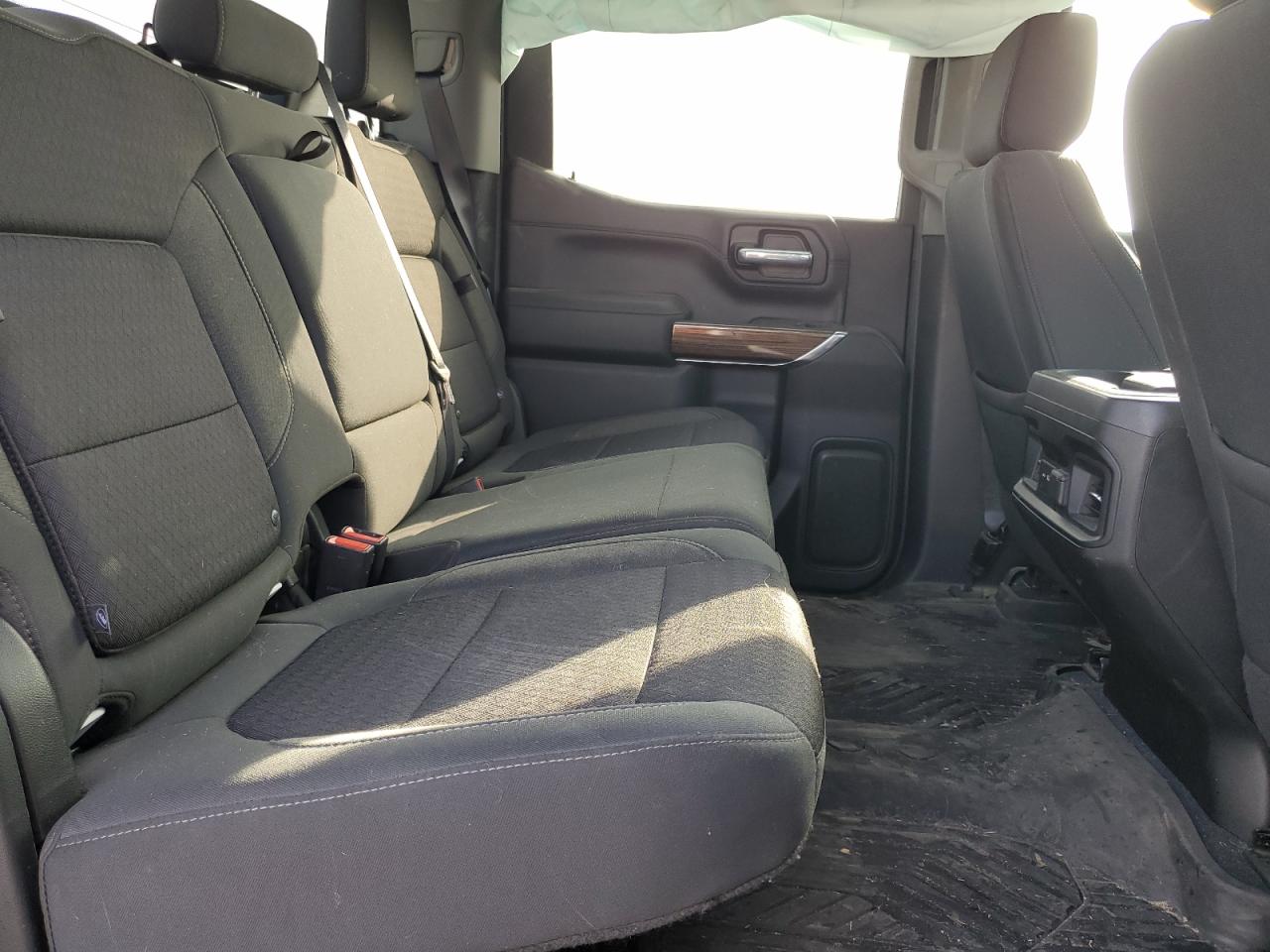 2021 Chevrolet Silverado - Image 10