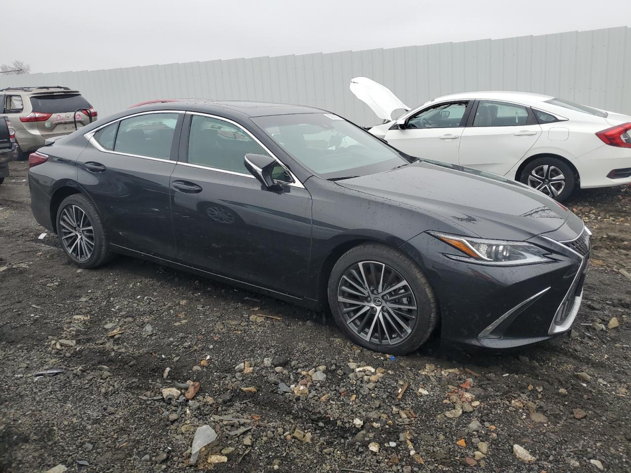 2024 Lexus ES - Image 4