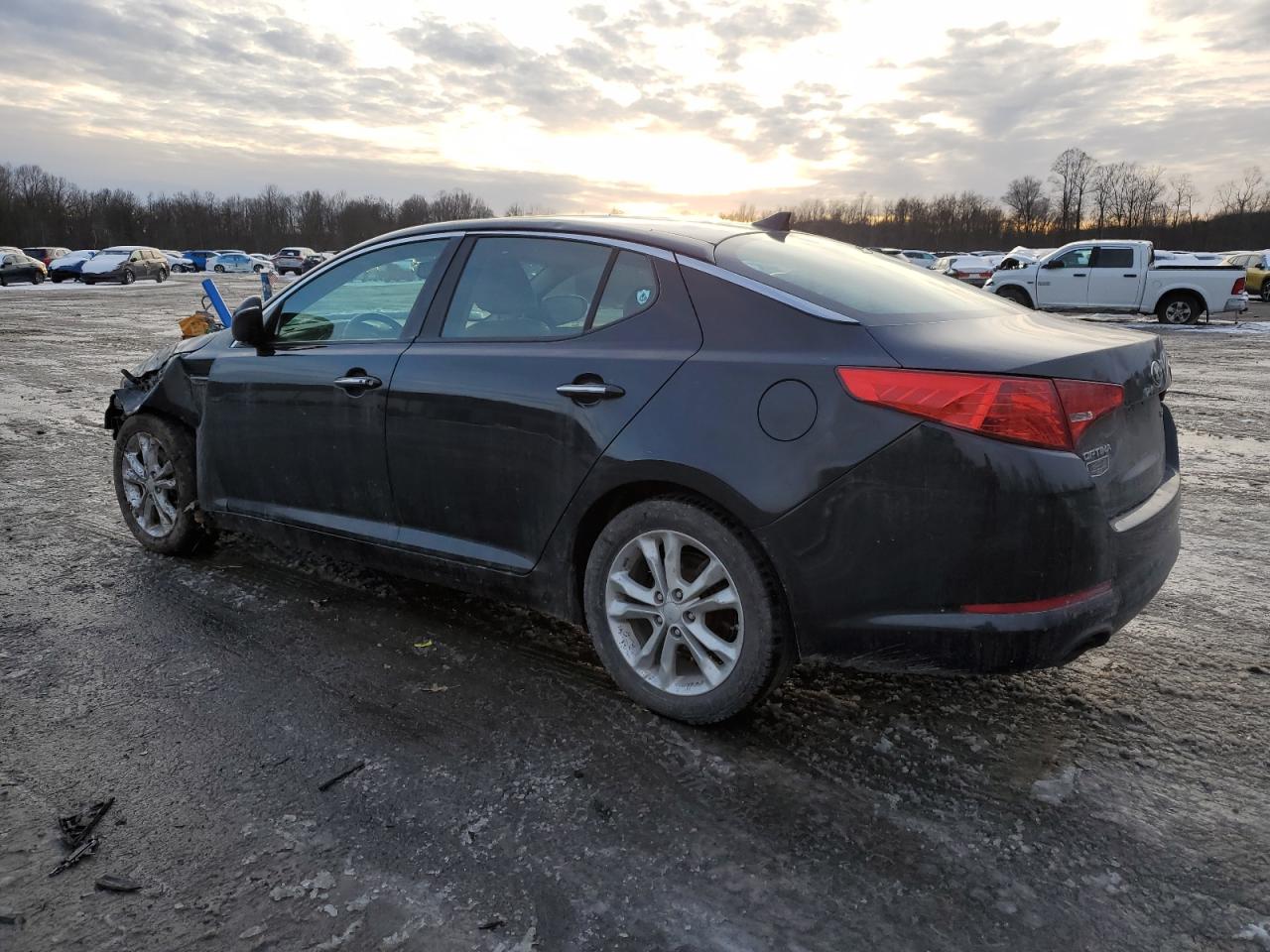 VIN 5XXGN4A72DG211580 2013 KIA OPTIMA no.2