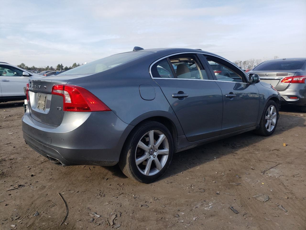 VIN YV126MFKXG2396521 2016 VOLVO S60 no.3