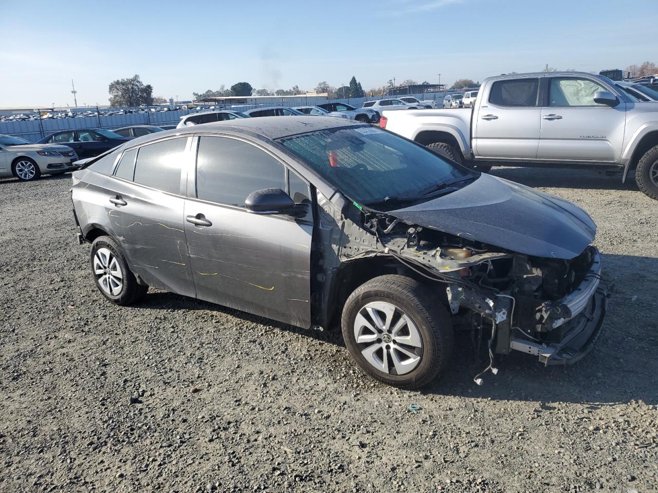 VIN JTDKBRFU9H3044395 2017 TOYOTA PRIUS no.4