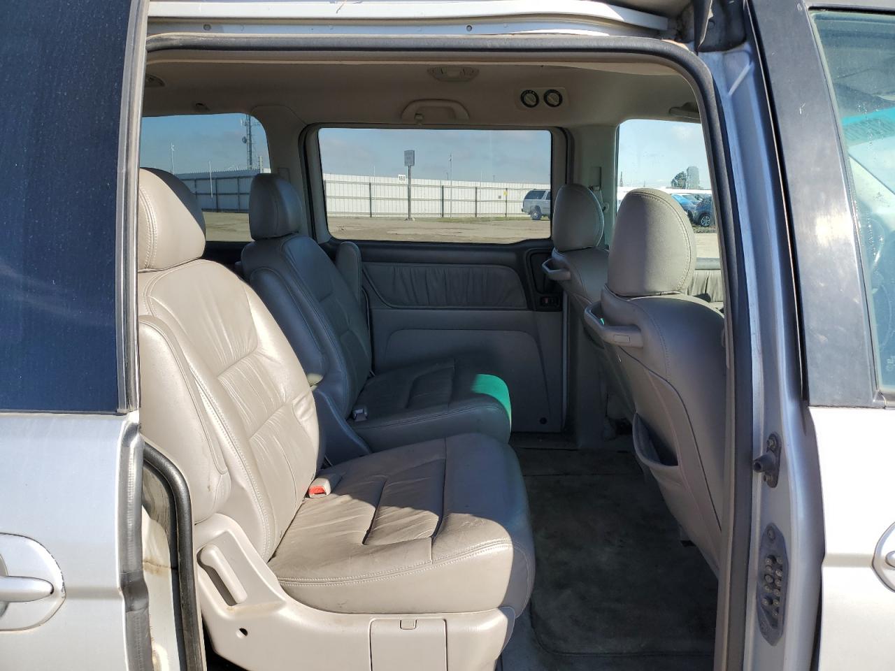 2002 Honda Odyssey Exl VIN: 5FNRL18042B056553 Lot: 87233104