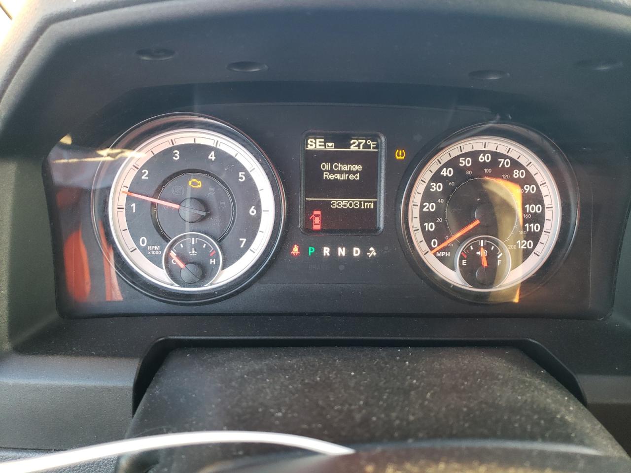 2014 RAM 1500 - Image 9