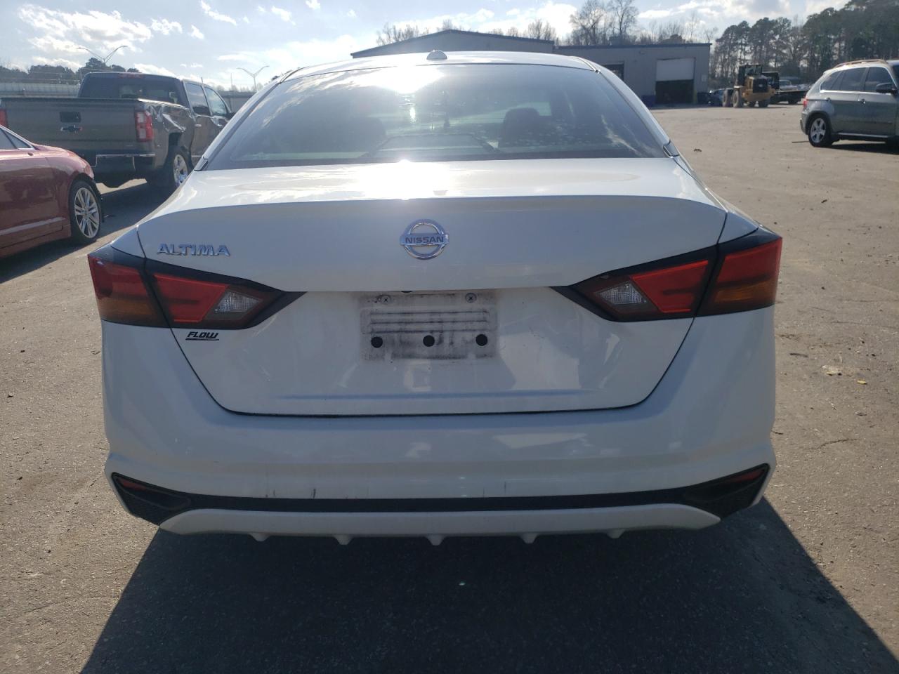 2020 Nissan Altima - Image 6