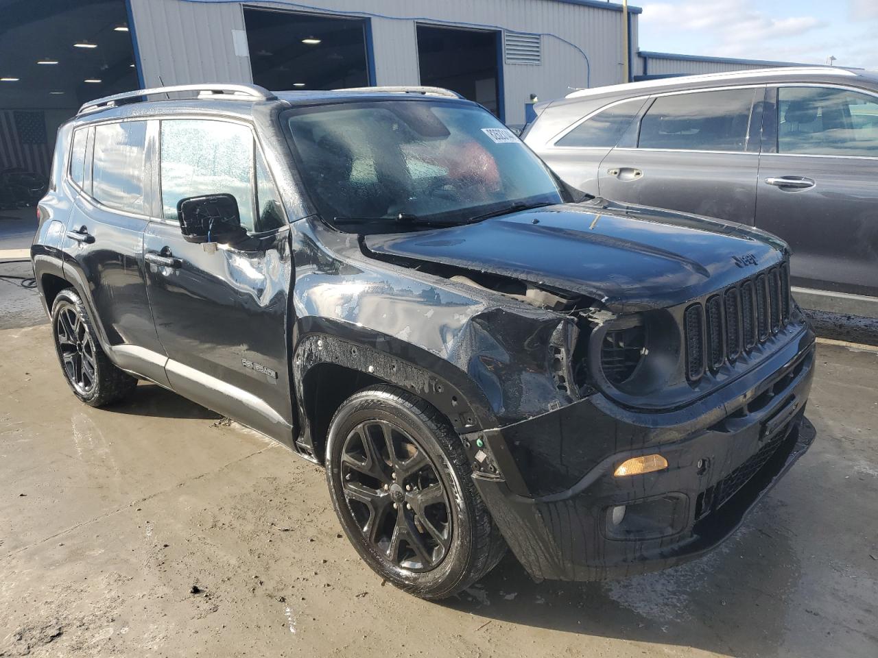 2017 Jeep Renegade - Image 4