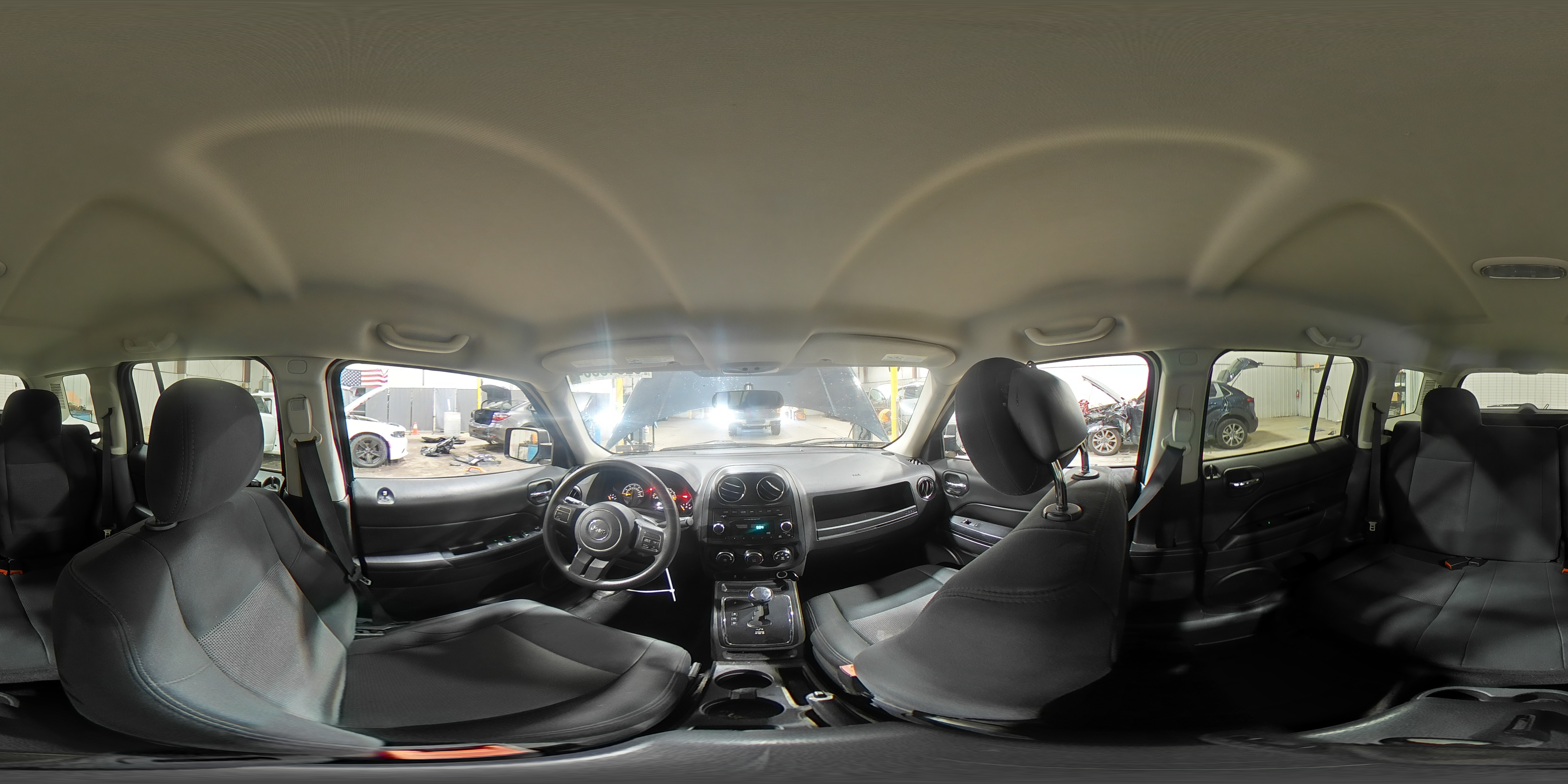 2014 Jeep Liberty (Patriot) - Image 17