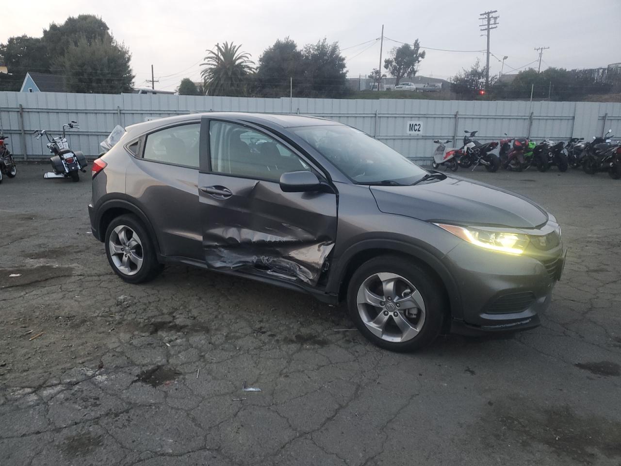 VIN 3CZRU5H36KG713520 2019 HONDA HR-V no.4