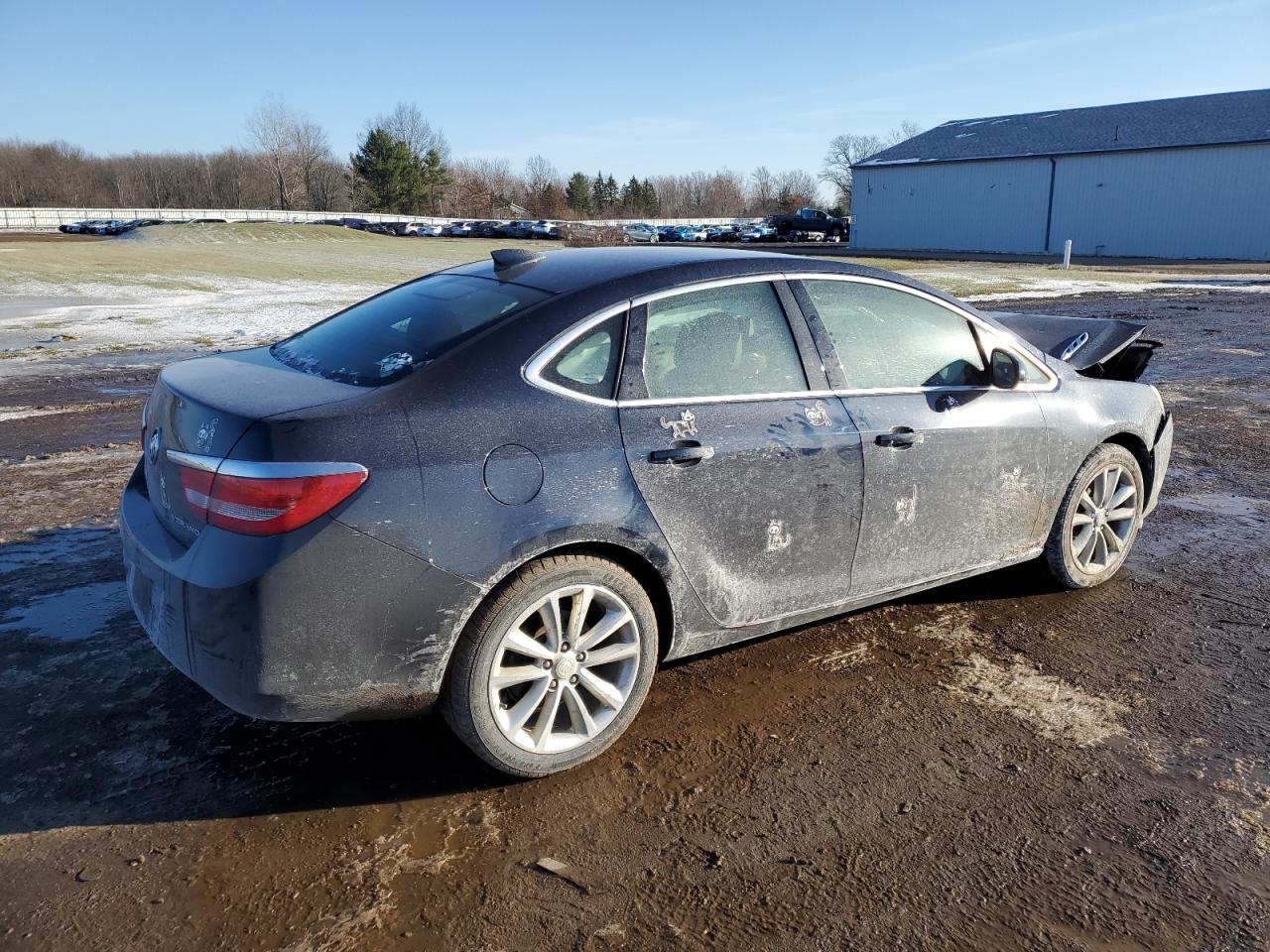 VIN 1G4PR5SK0G4114143 2016 BUICK VERANO no.3