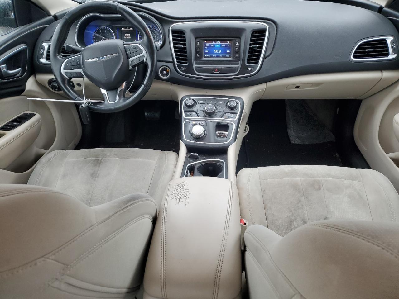 2015 Chrysler 200 - Image 8
