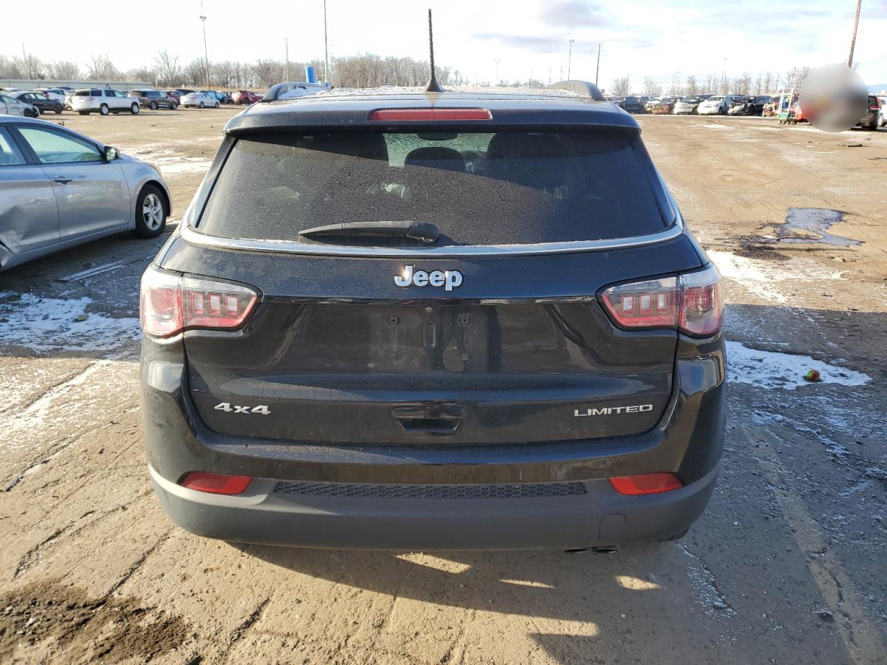 2020 Jeep Compass - Image 6