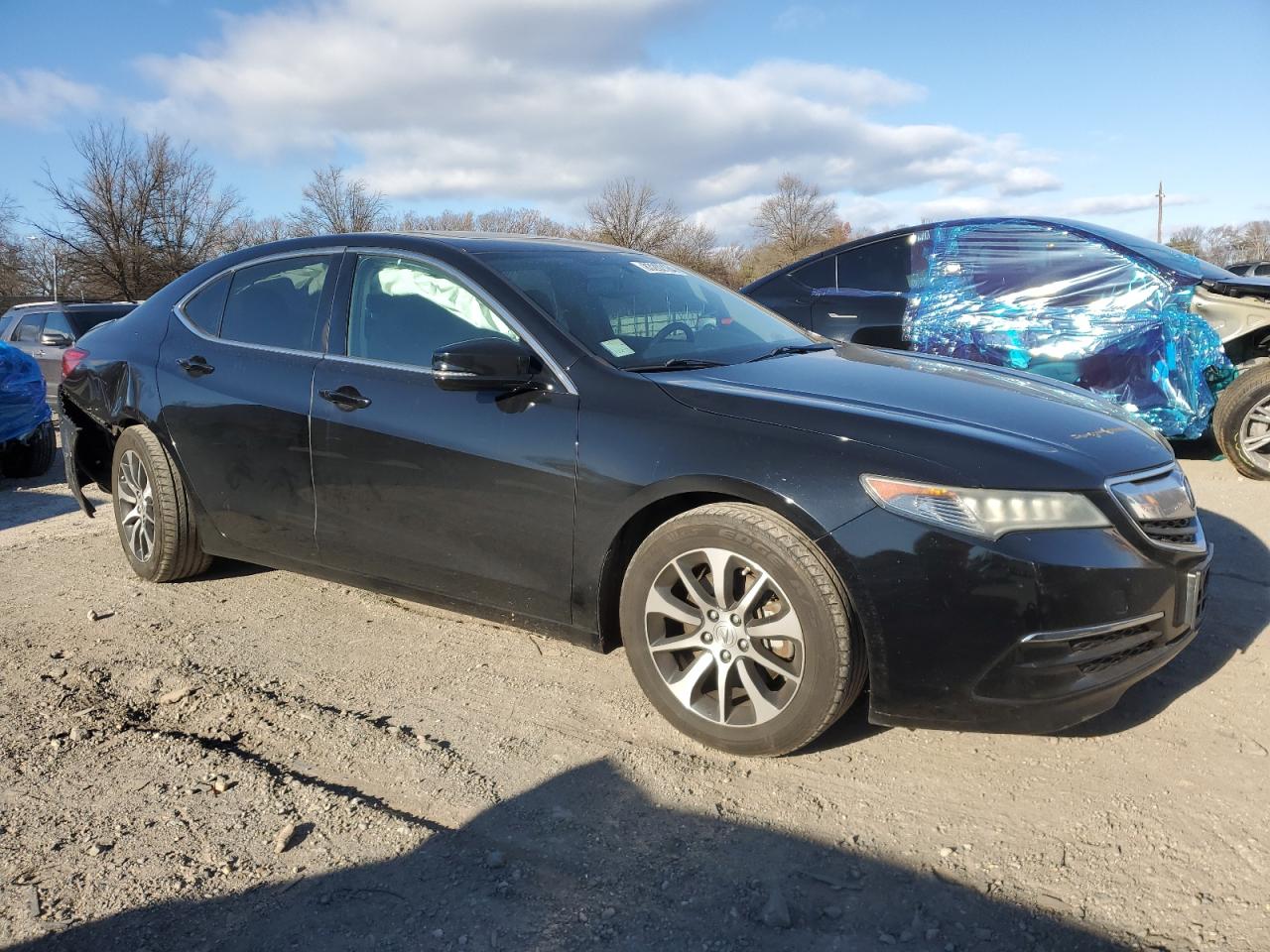 VIN 19UUB1F32FA026557 2015 ACURA TLX no.4