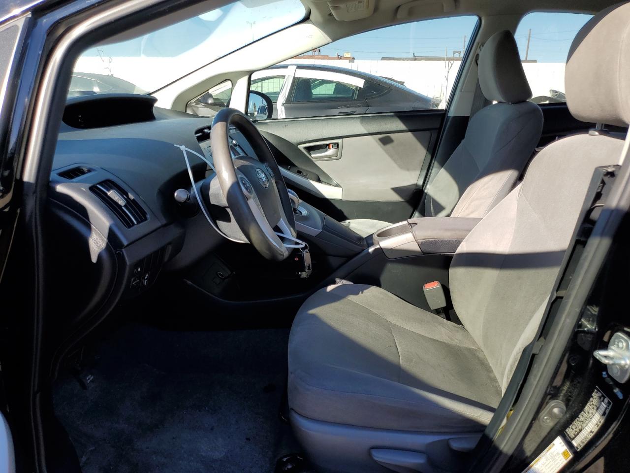 2014 Toyota Prius - Image 7