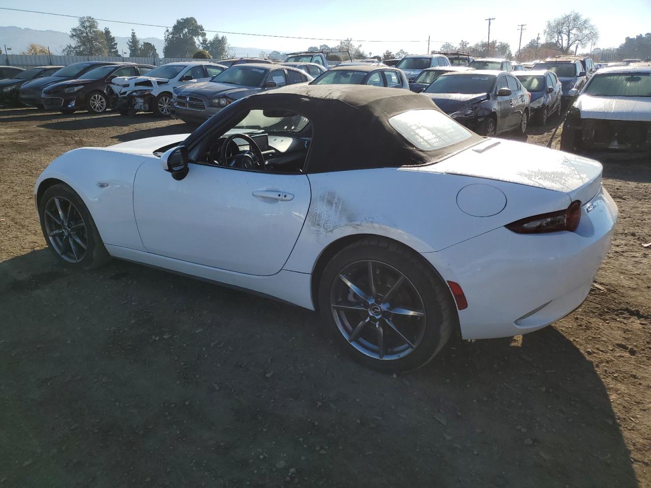 VIN JM1NDAD74G0102550 2016 MAZDA MX5 no.2