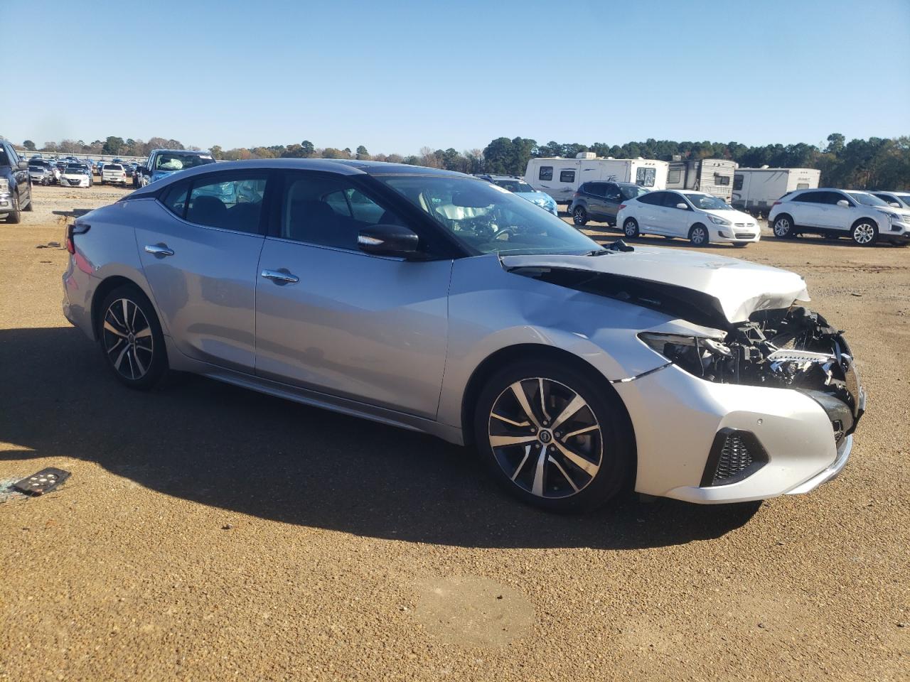 2020 Nissan Maxima - Image 4