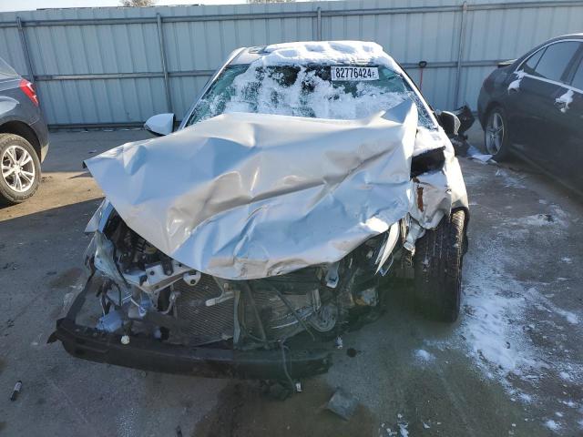 Седаны TOYOTA COROLLA 2017 Серебристый