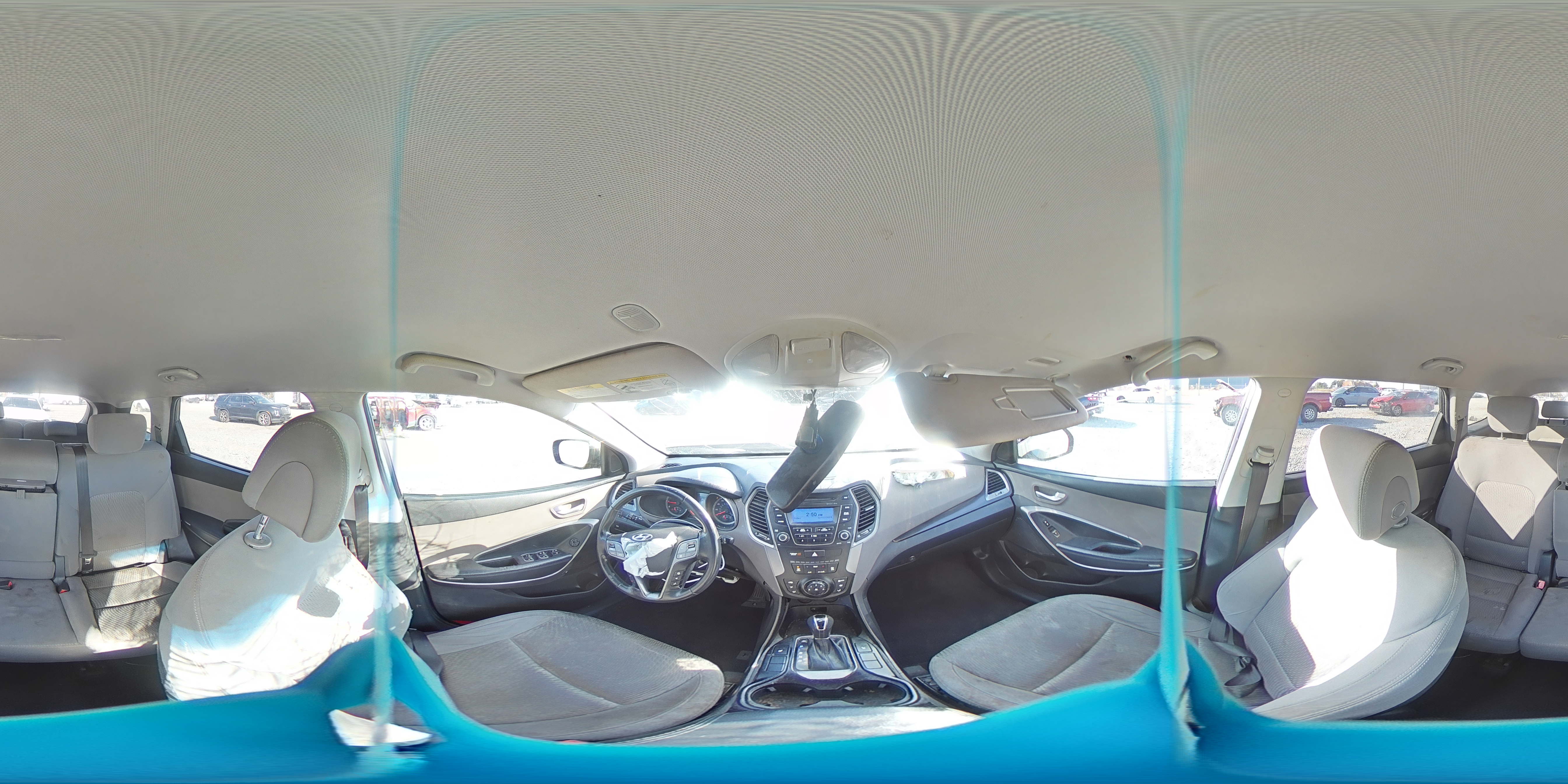2013 Hyundai Santa Fe - Image 13
