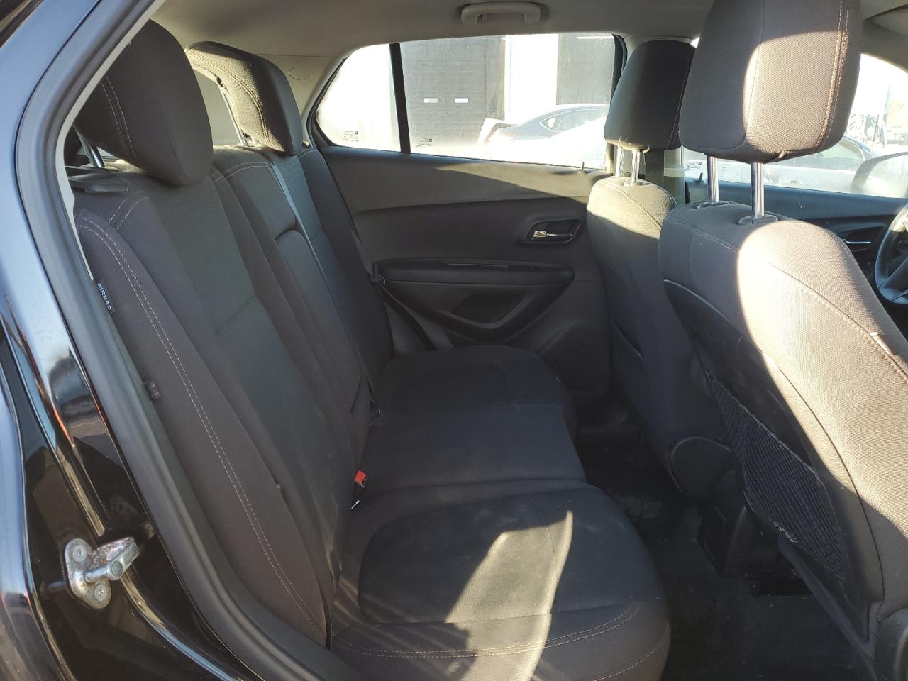 2017 Chevrolet Trax - Image 11