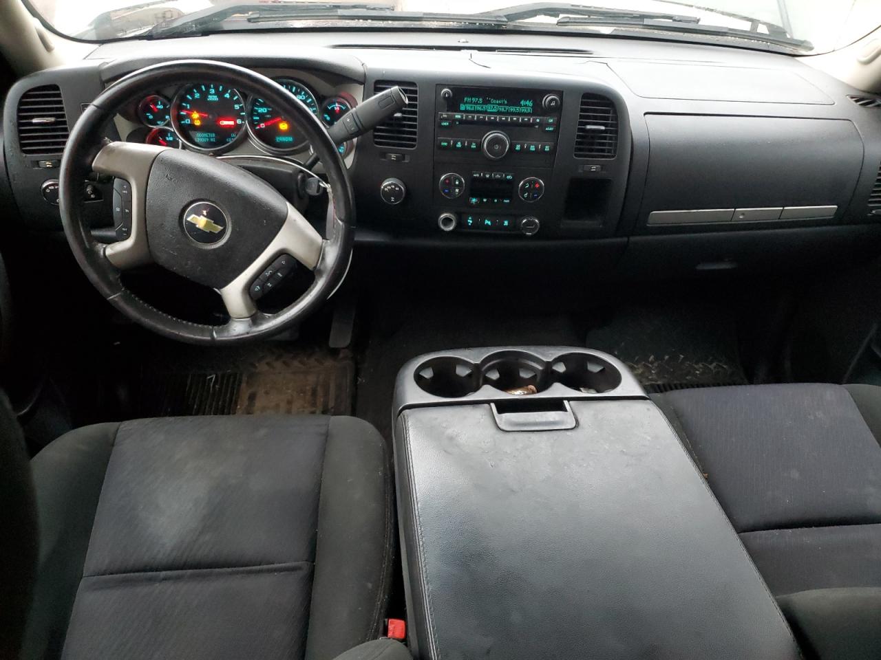 2011 Chevrolet Silverado - Image 8
