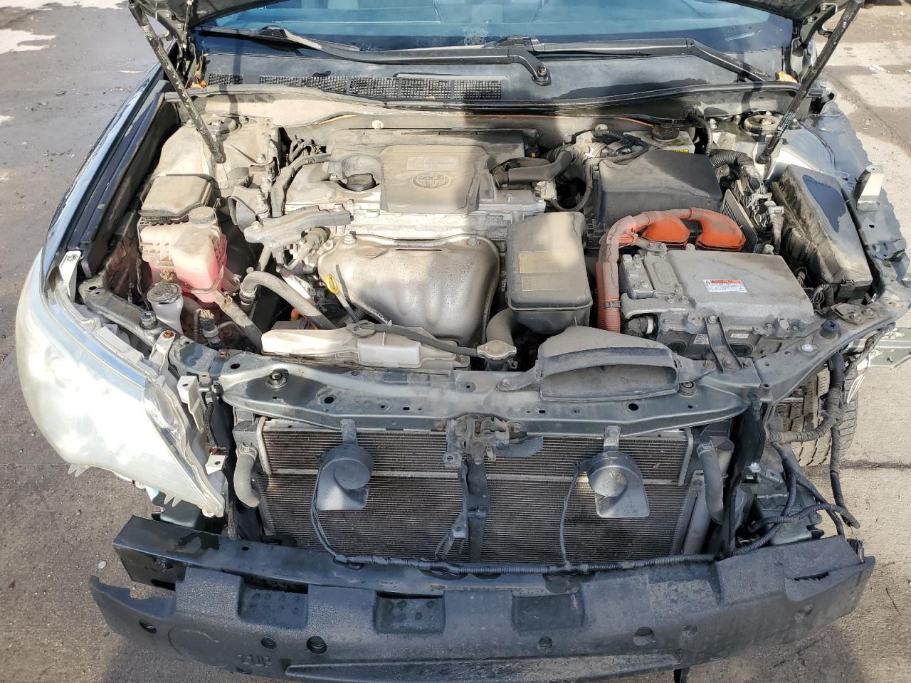 2012 Toyota Camry - Image 11