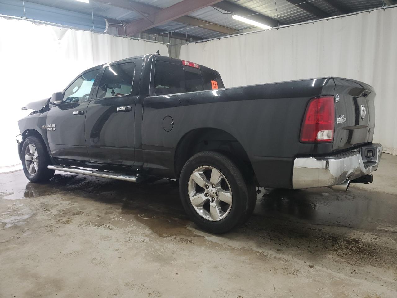 VIN 1C6RR6TT3JS149215 2018 RAM 1500 no.2