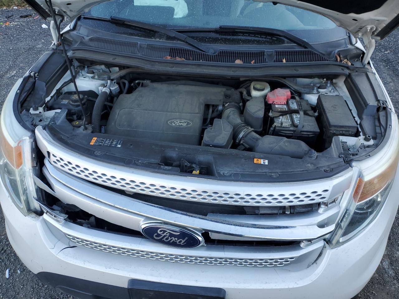 2014 Ford Explorer - Image 12