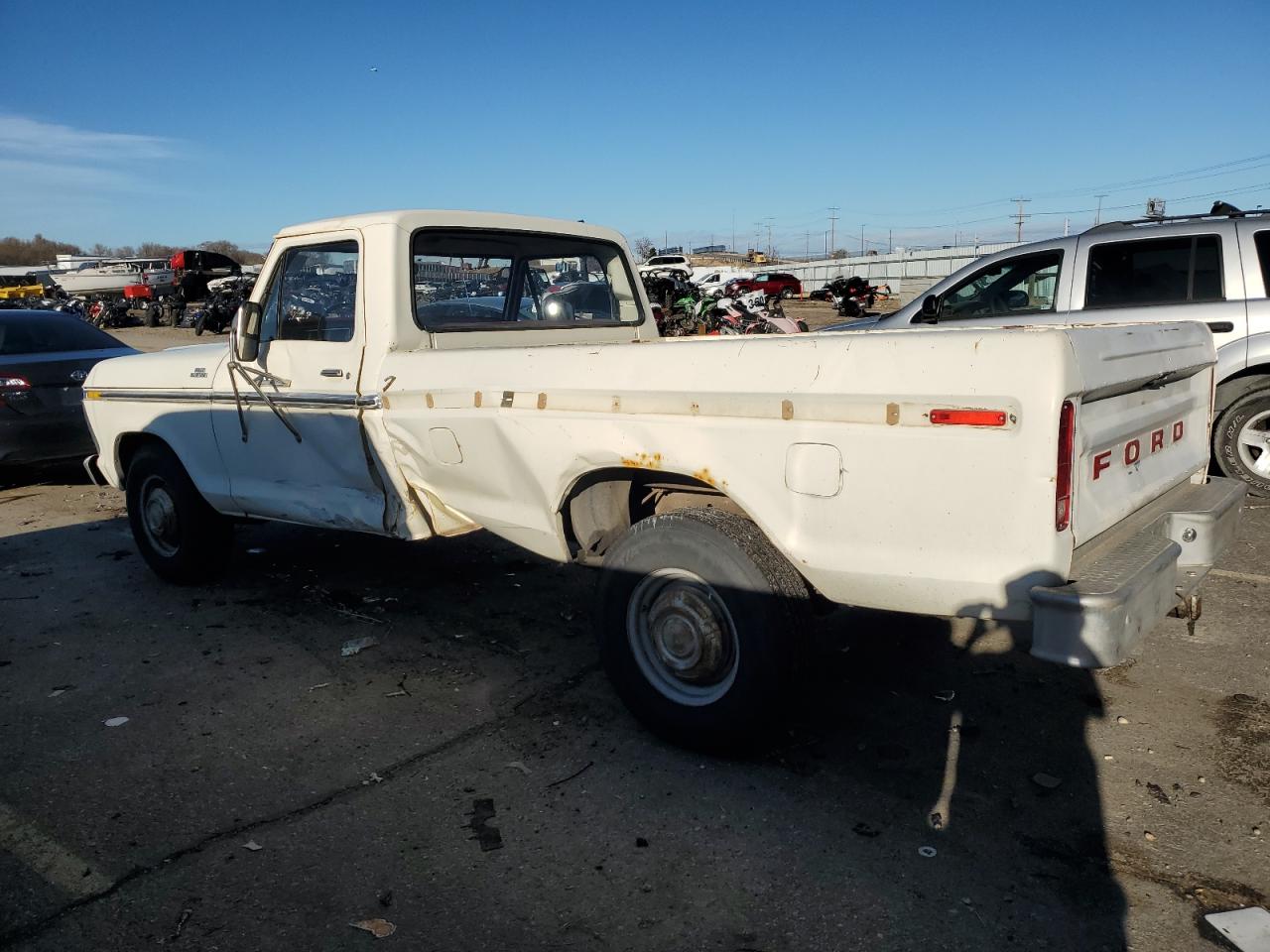 1977 Ford F-250 VIN: F25HRY8144 Lot: 84189824