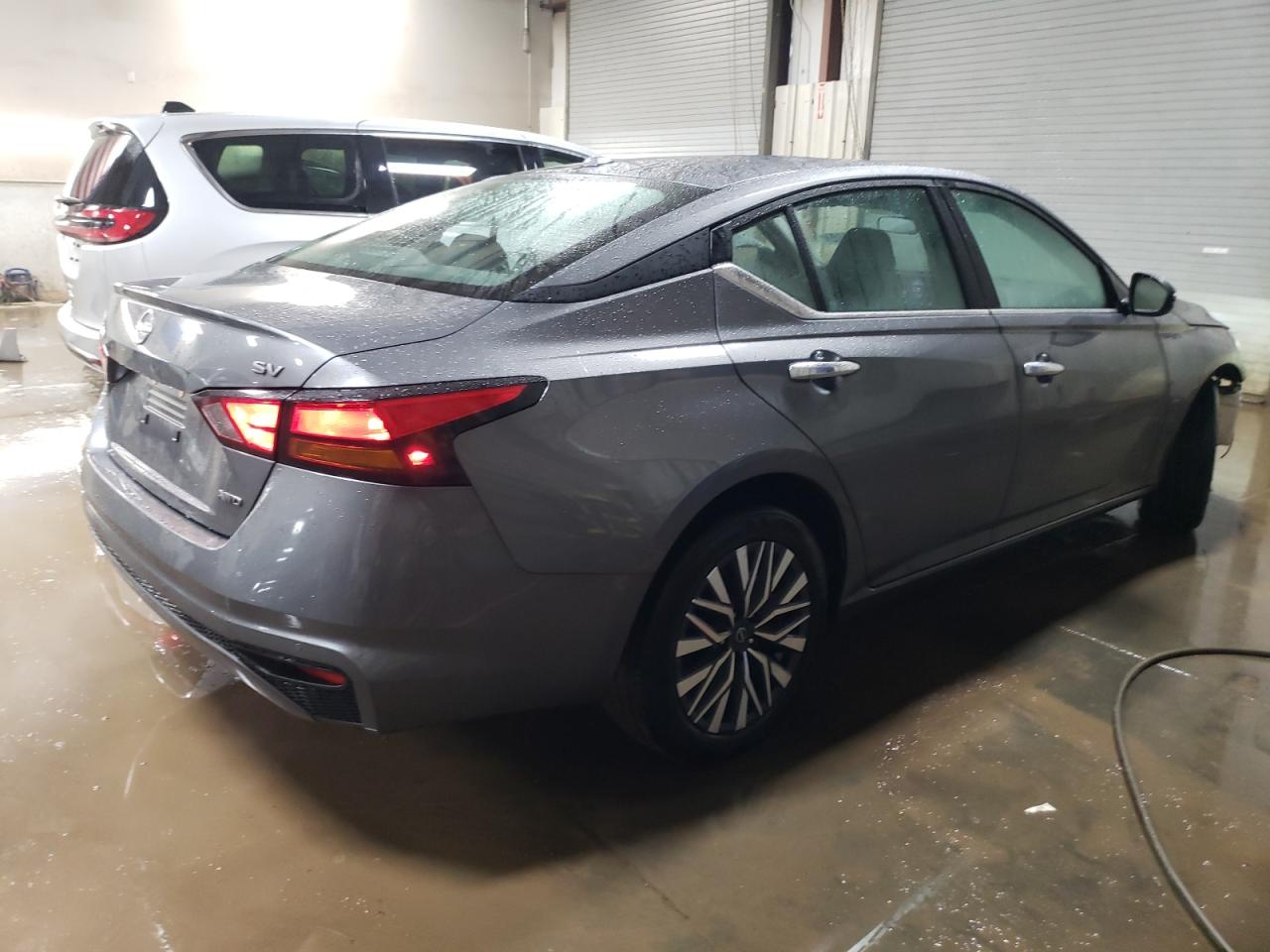 2024 Nissan Altima - Image 3