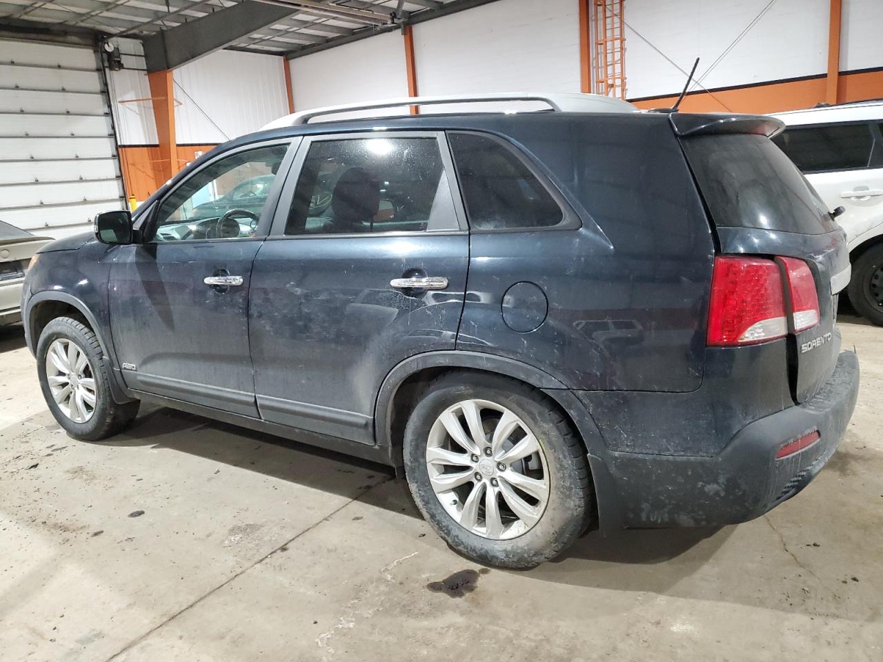 2012 Kia Sorento - Image 2