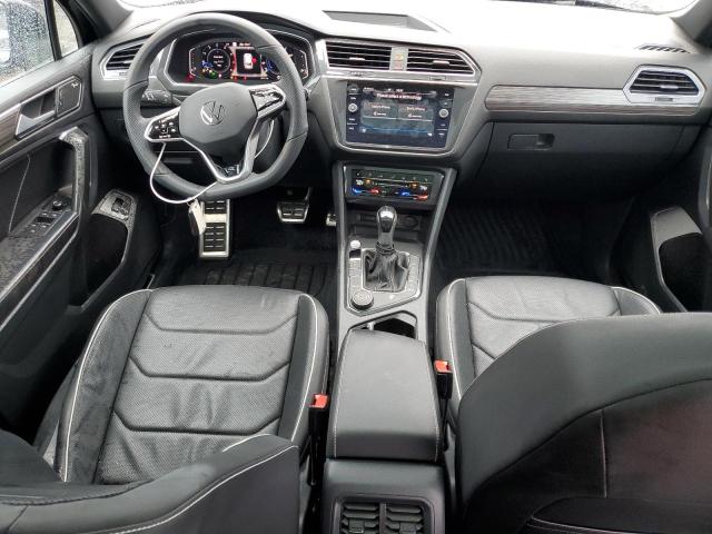  VOLKSWAGEN TIGUAN 2022 Чорний