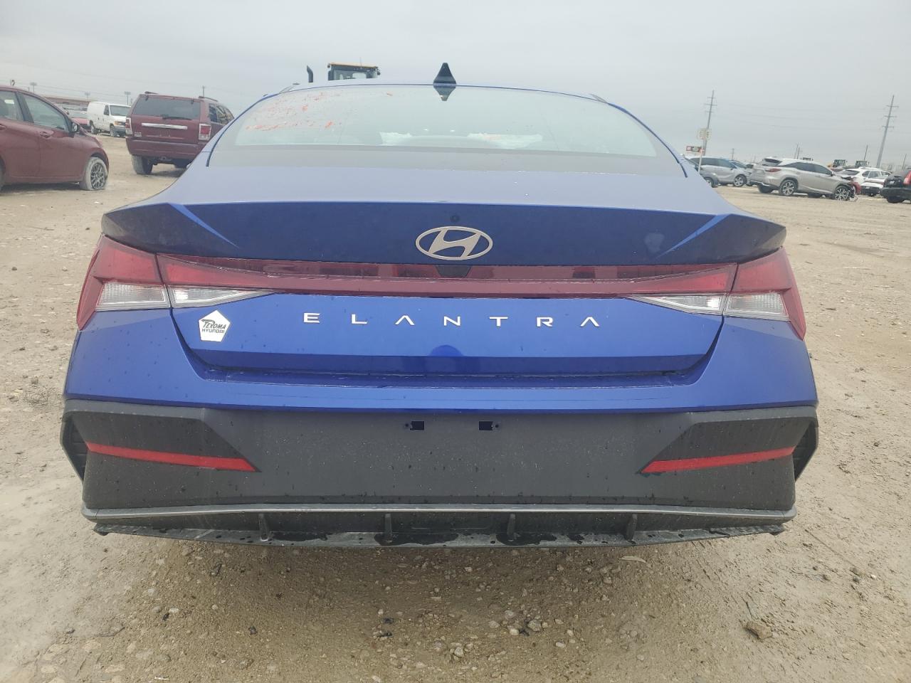 2024 Hyundai Elantra - Image 6