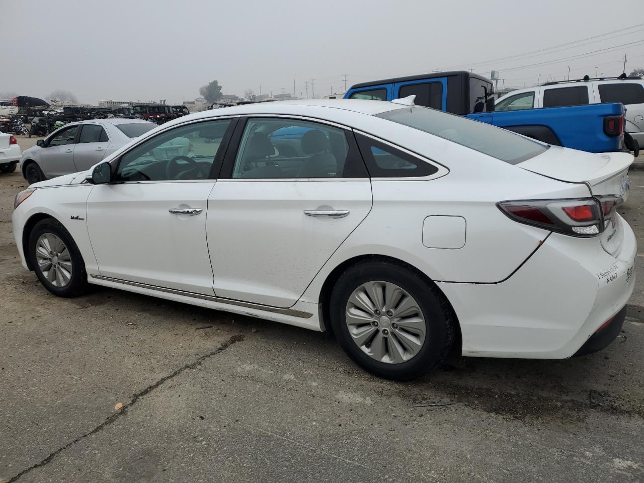 2016 Hyundai Sonata - Image 2