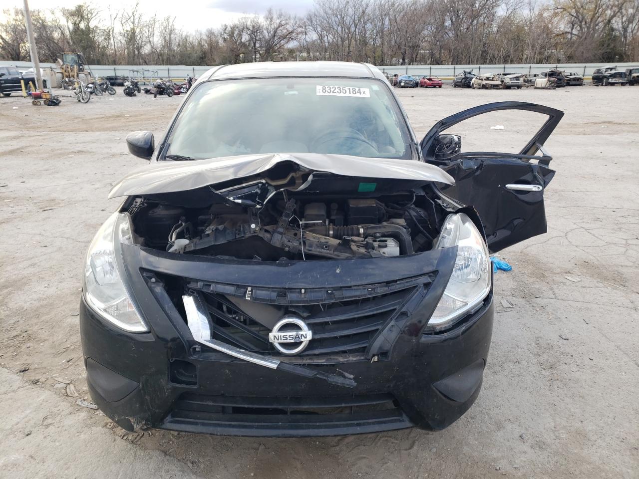 2019 Nissan Versa - Image 5