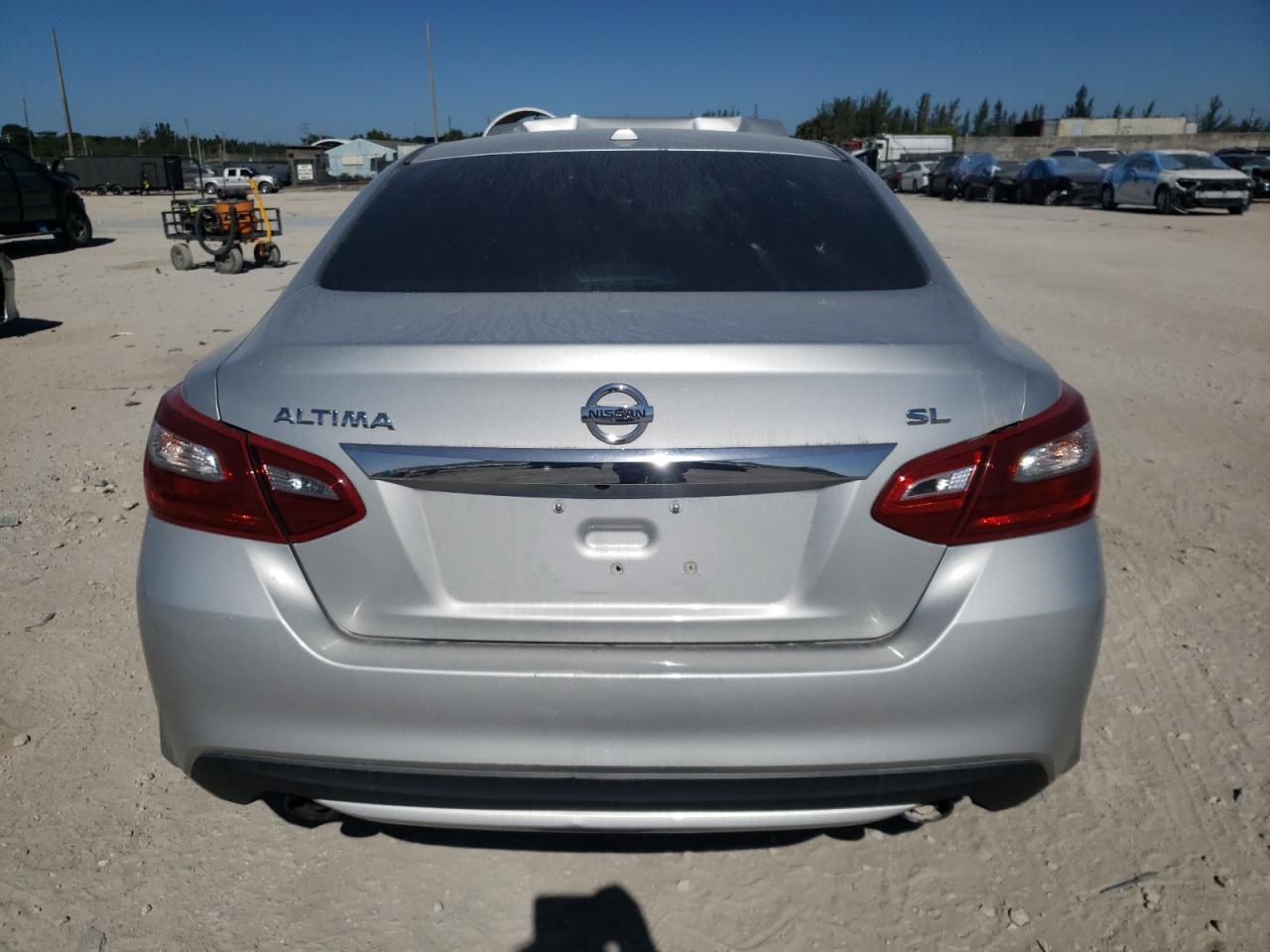 2018 Nissan Altima - Image 6