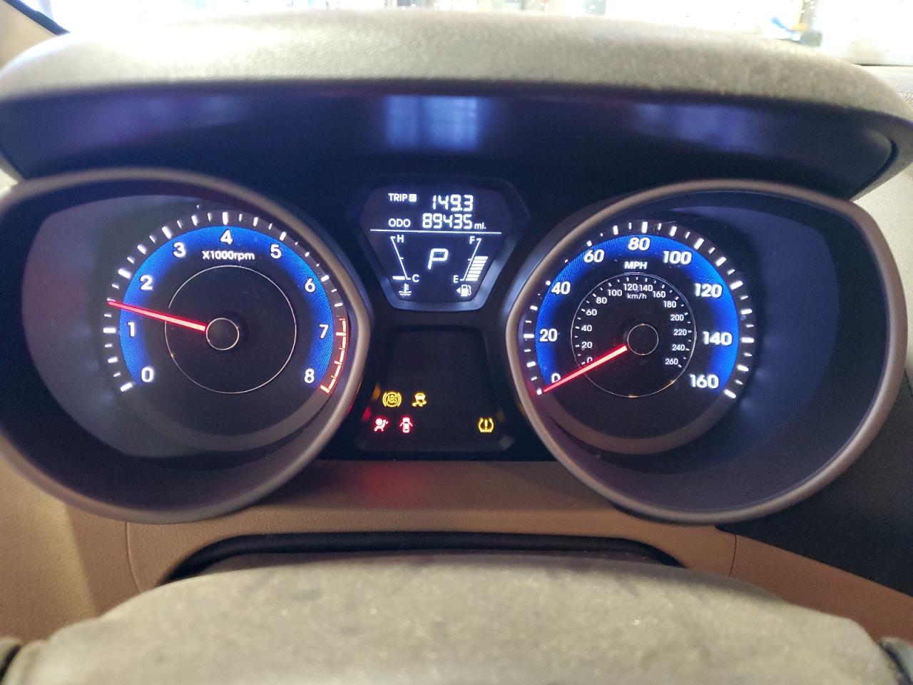 2013 Hyundai Elantra - Image 9