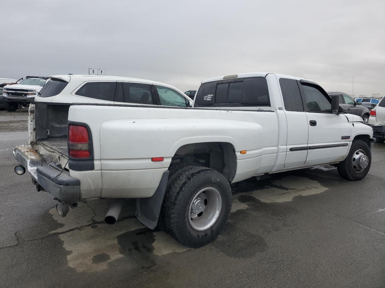 2001 Dodge RAM - Image 3