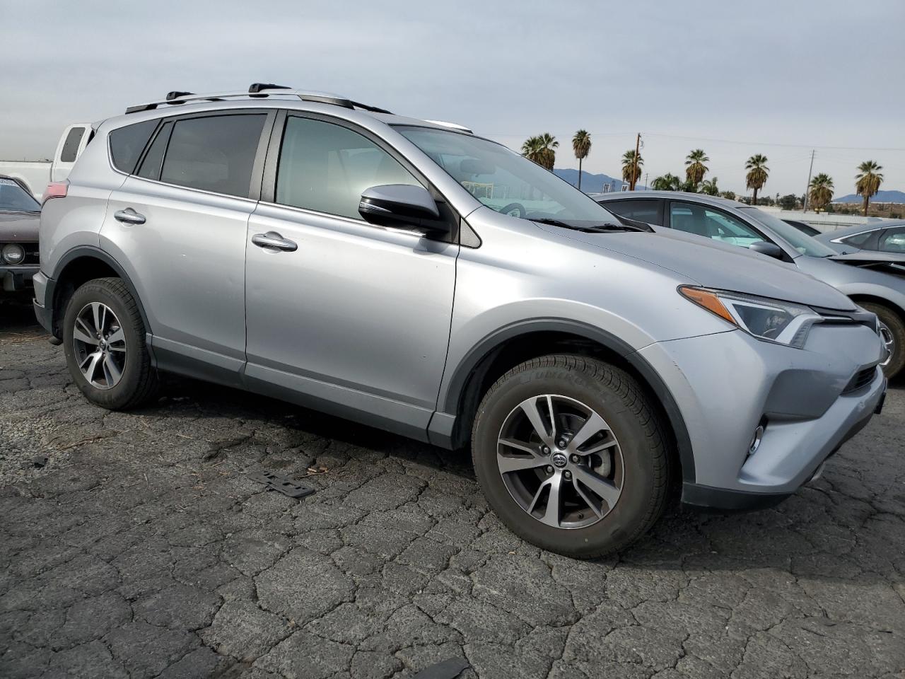 VIN 2T3WFREV7GW253338 2016 TOYOTA RAV4 no.4