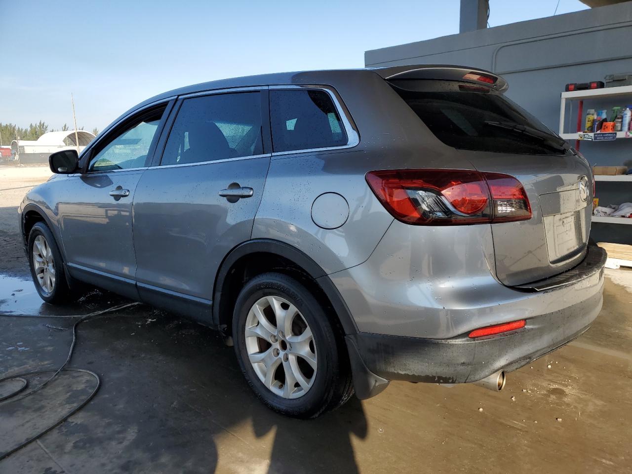 2013 Mazda CX-9 - Image 2