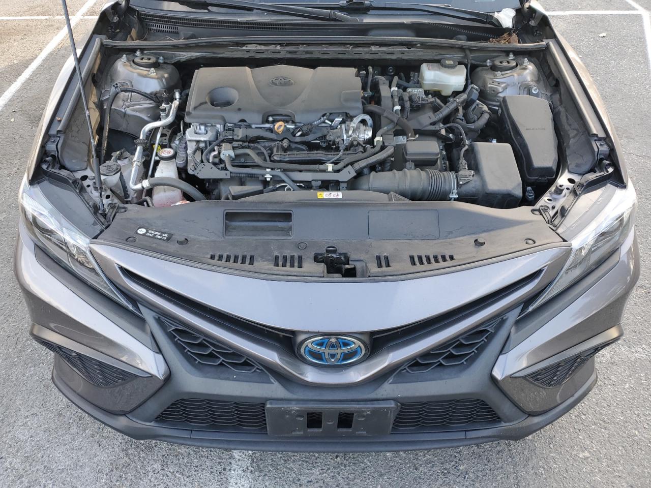 2022 Toyota Camry - Image 11